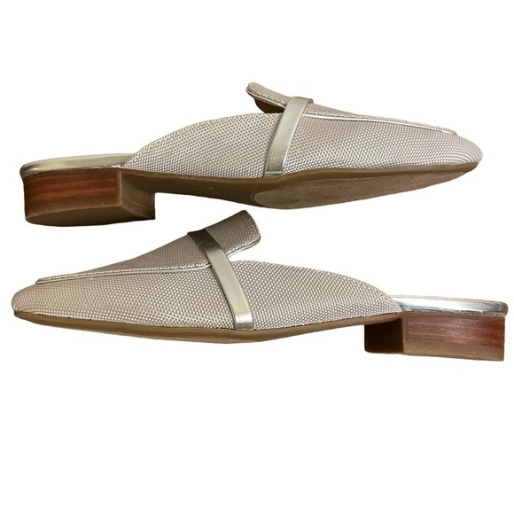 NWT Marc Fisher Namila Silver Tailored Mules Flats Size 7 - Picture 14 of 15